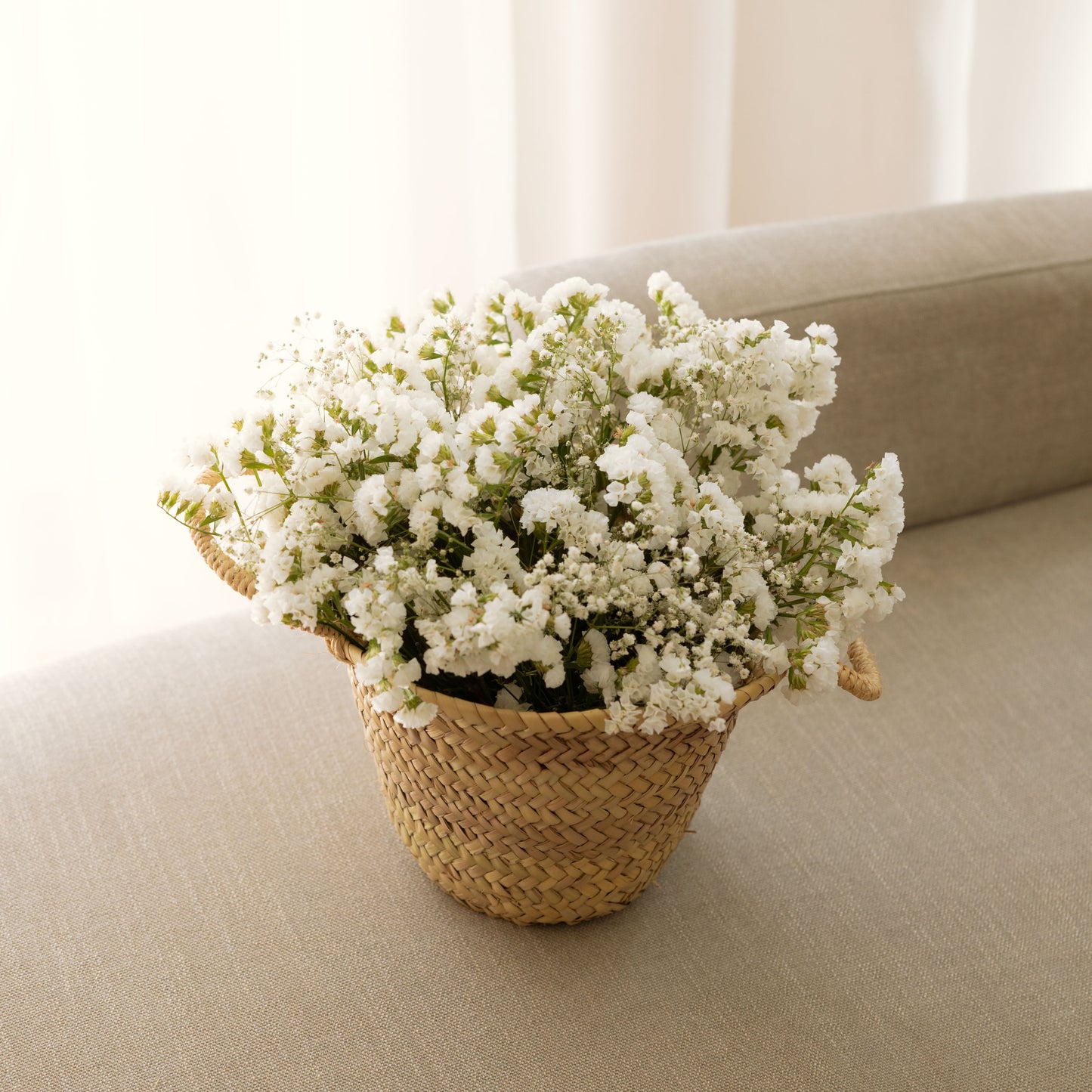 Bouquet of Flowers Pillar