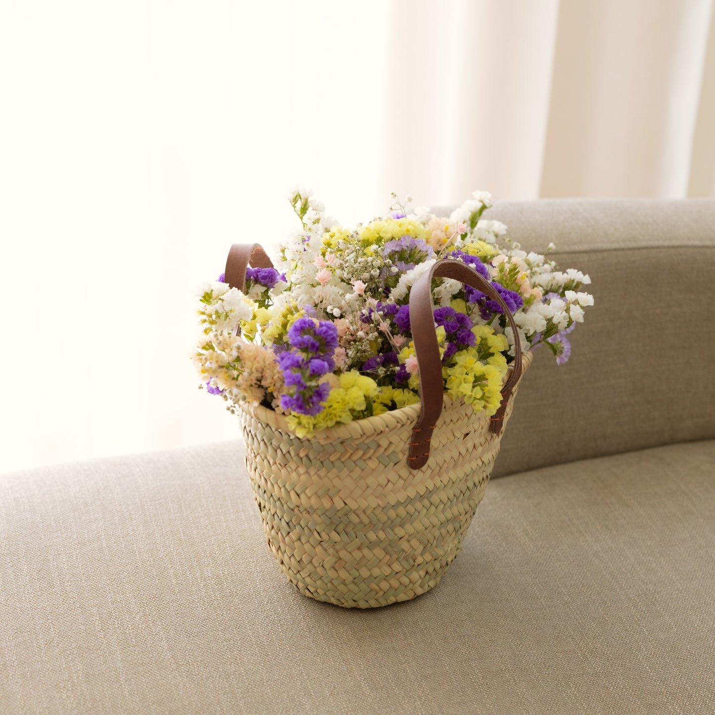 Bouquet of Flowers Pillar