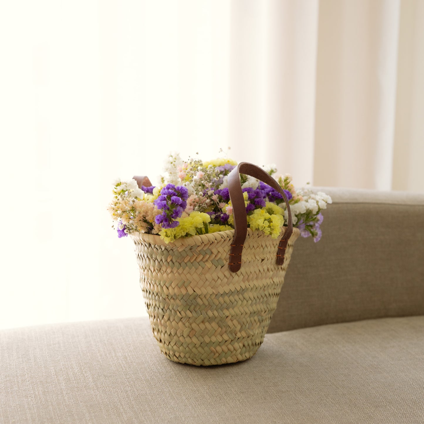 Bouquet of Flowers Pillar