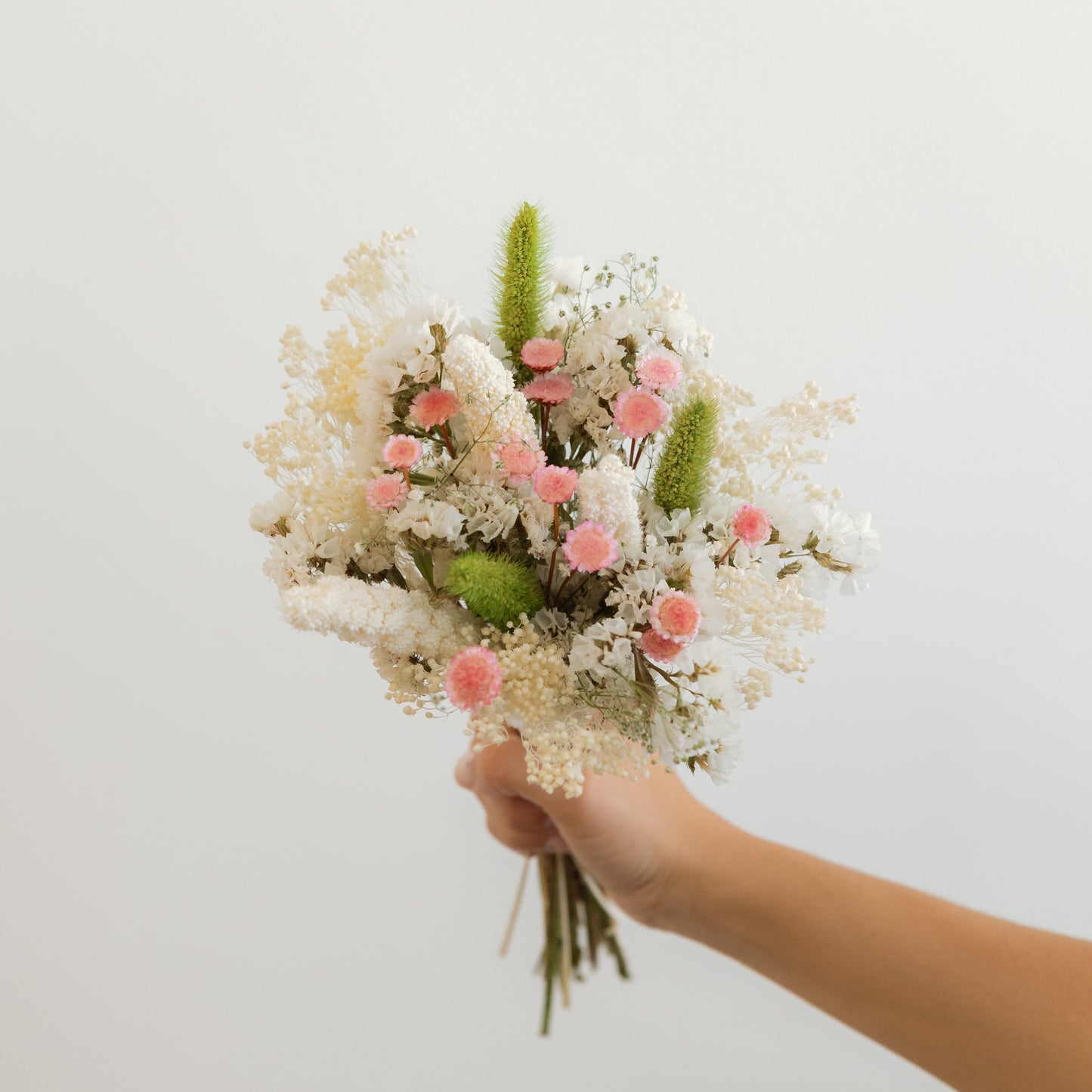 Bouquet of Flowers Pillar